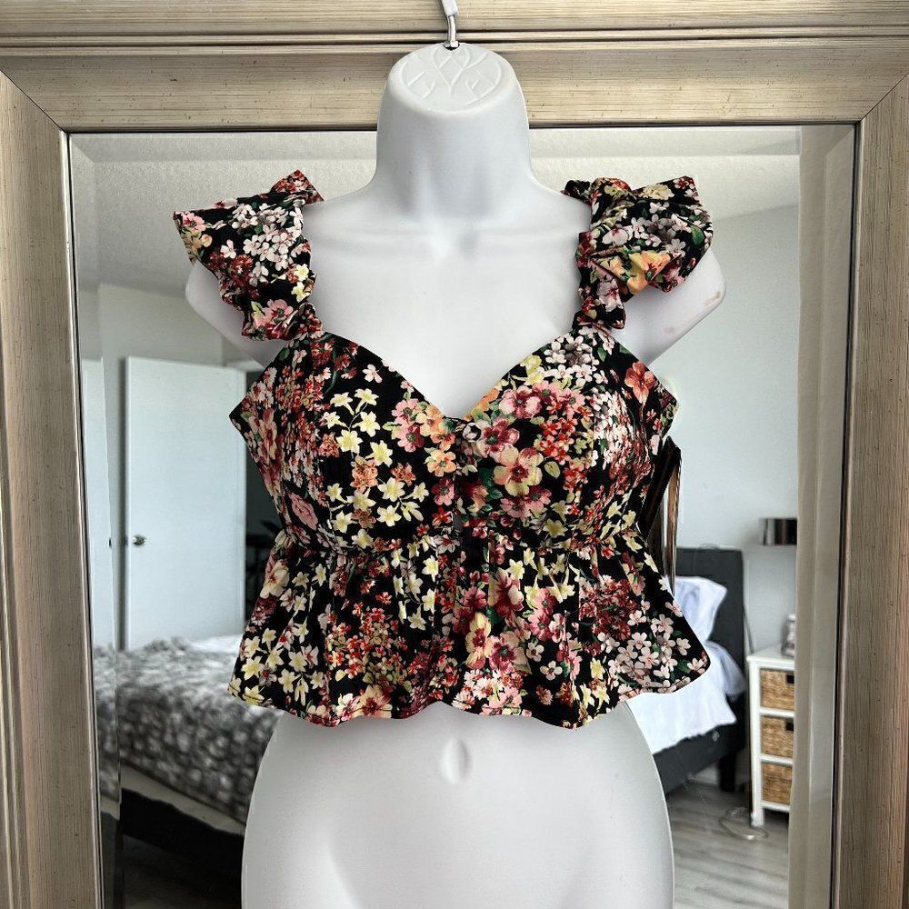 STUDIO F Cropped Top Floral Print Ruffle sleeves Size XXS